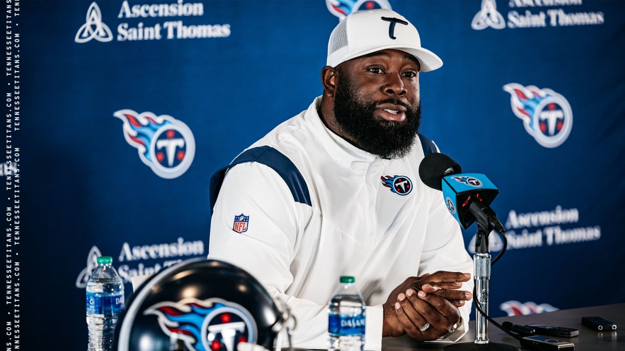 Titans' new GM uses all NFL draft picks to fix bad offense - The