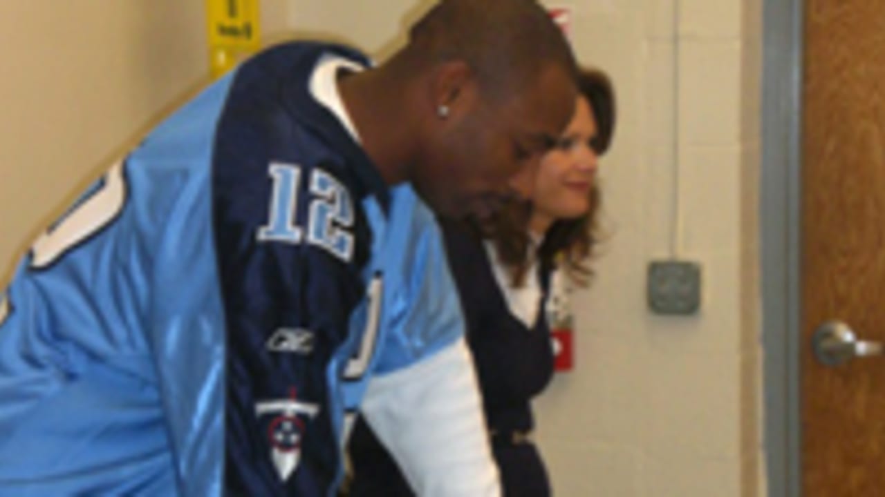 WATCH: Kansas students surprise their Steelers fan teacher with custom  jersey