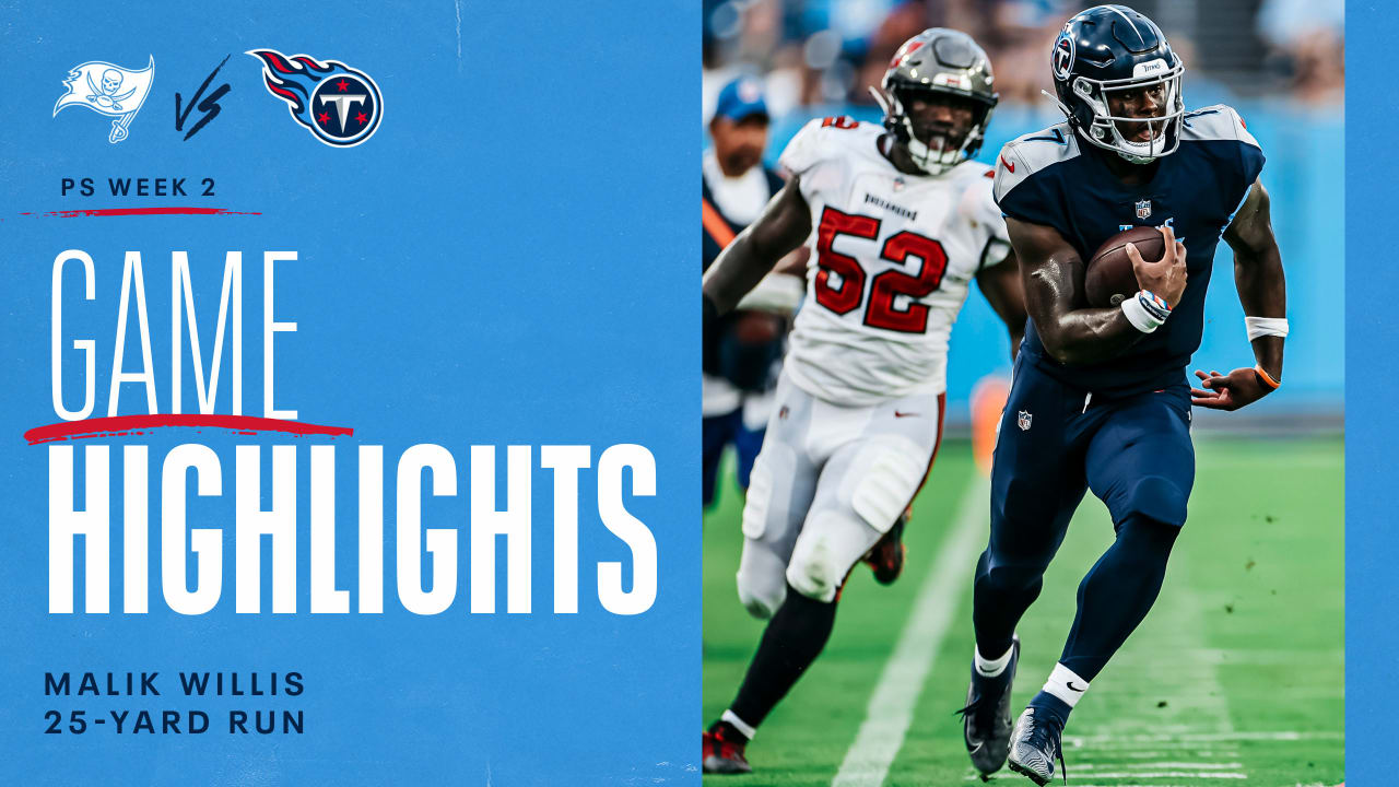 August 12, 2023 - Tennessee Titans quarterback Malik Willis (7) runs in a  touchdown during NFL preseason football game between the Chicago Bears vs  the Tennessee Titans in Chicago, IL Stock Photo - Alamy