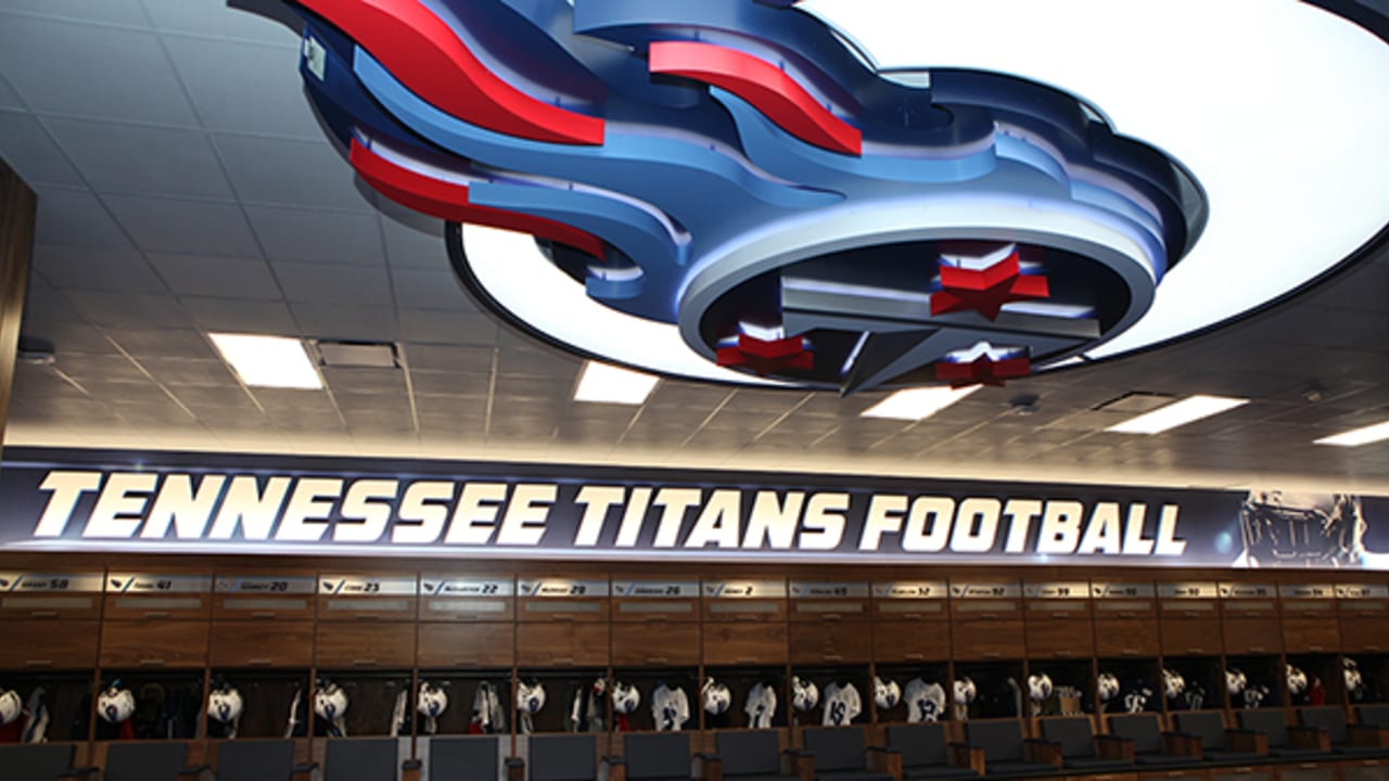 Tennessee Titans 15 Round LED Lit Wall Sign