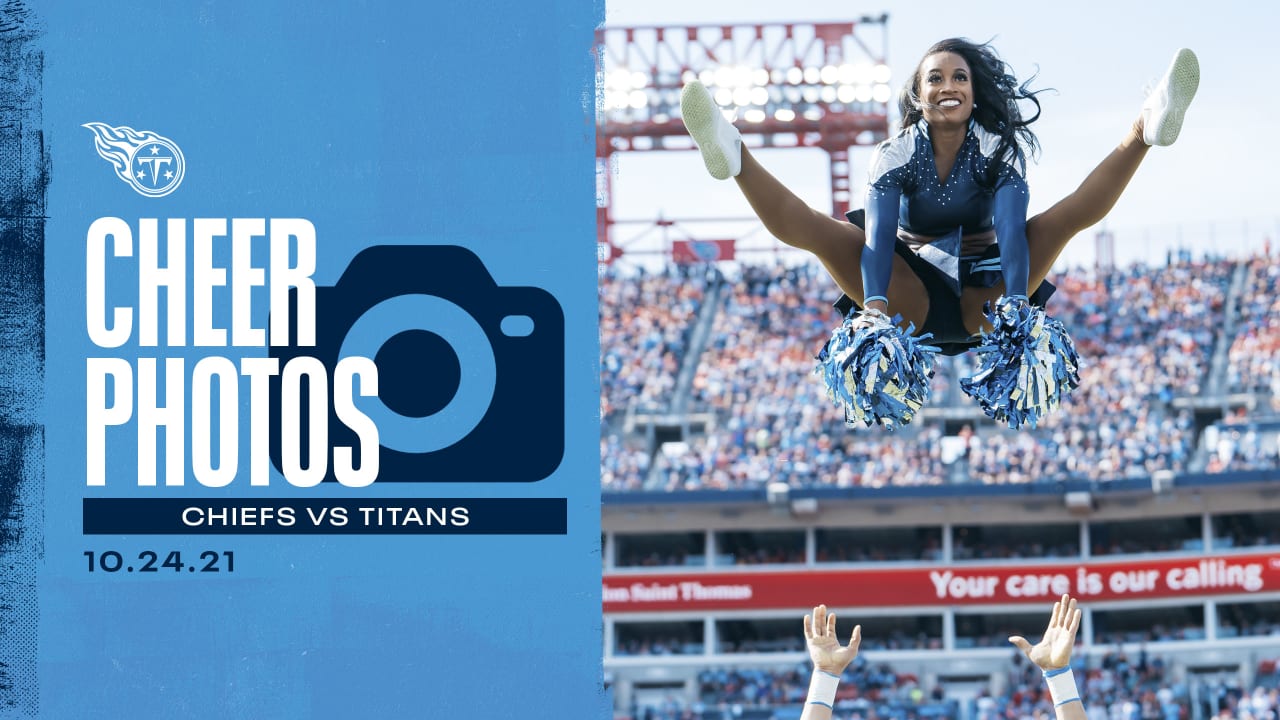 Tennessee Titans Cheerleaders & T-Rac - Titans vs Chiefs 11/10