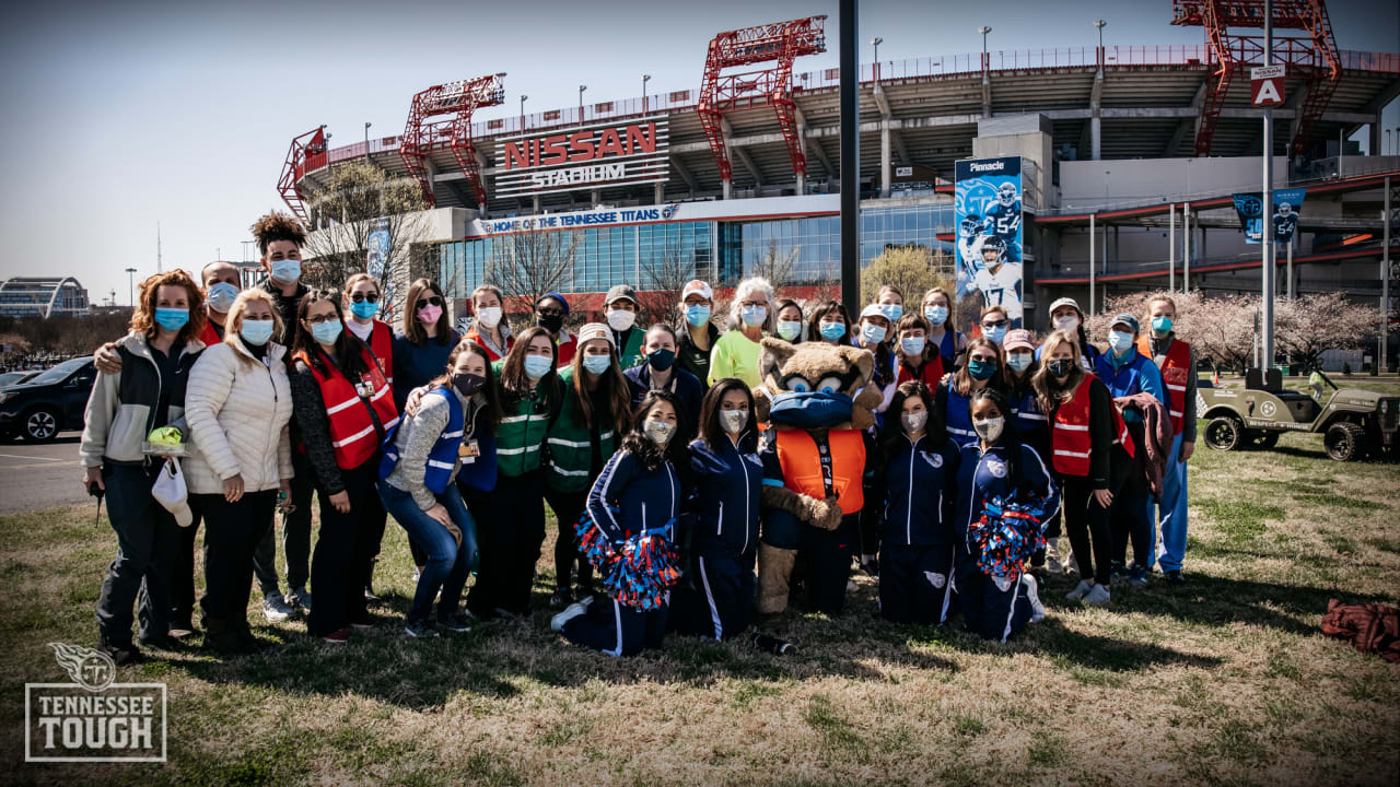 Tennessee Titans host Waverly Central High School home game at Nissan  Stadium to help flood victims