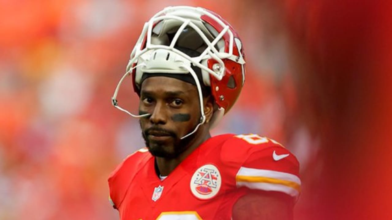 Kansas City Chiefs wide receiver Bowe suspended for season opener