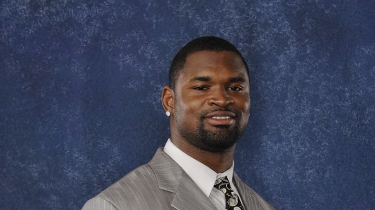 Portraits 2ndRound Pick LB Zach Brown