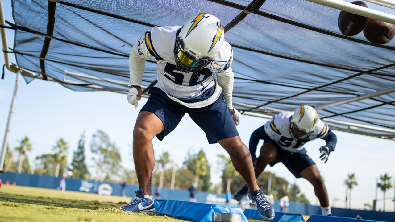 Chargers Camp Report The Chargers Defense Just Got Real Full Pad Practice Breakdown - u8qh1qu