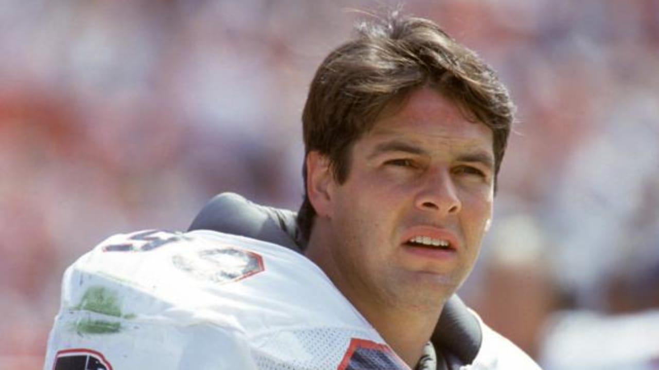 Ex-Atlanta Falcons linebacker Tim Green announces he has ALS