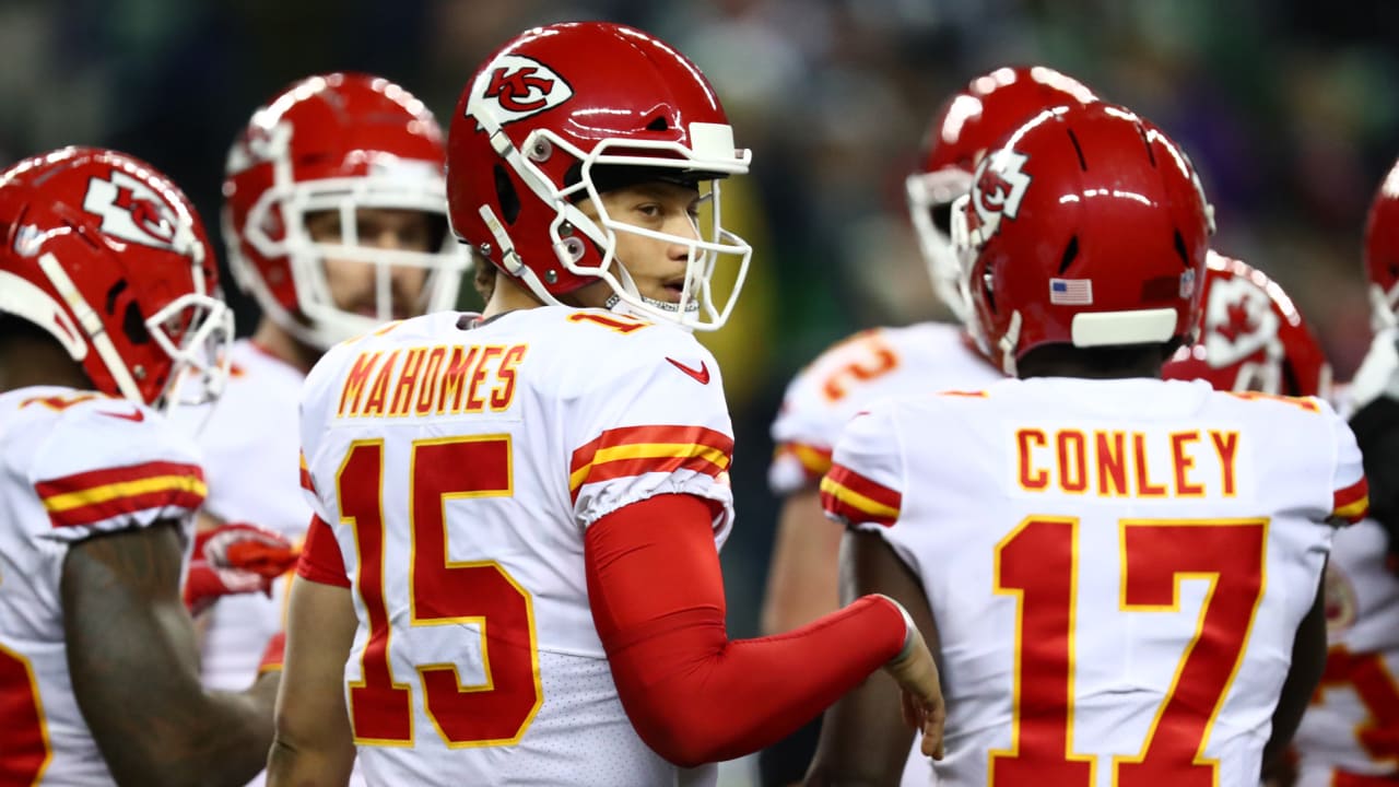 After drop-filled opener, Toney takes accountability, Mahomes