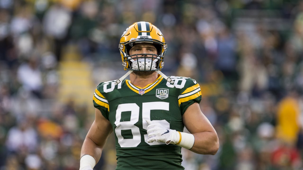 Green Bay Packers tight end Robert Tonyan (85) celebrates with