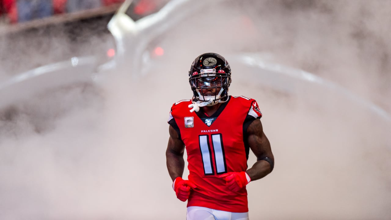 Julio Jones leaves Falcons game with shoulder injury