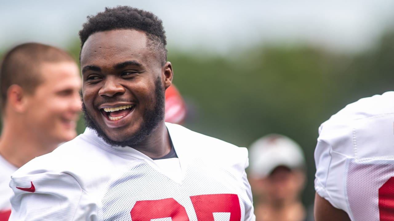 Grady Jarrett to provide nearly 5,000 meals to first responders this month  - Sports Illustrated Atlanta Falcons News, Analysis and More