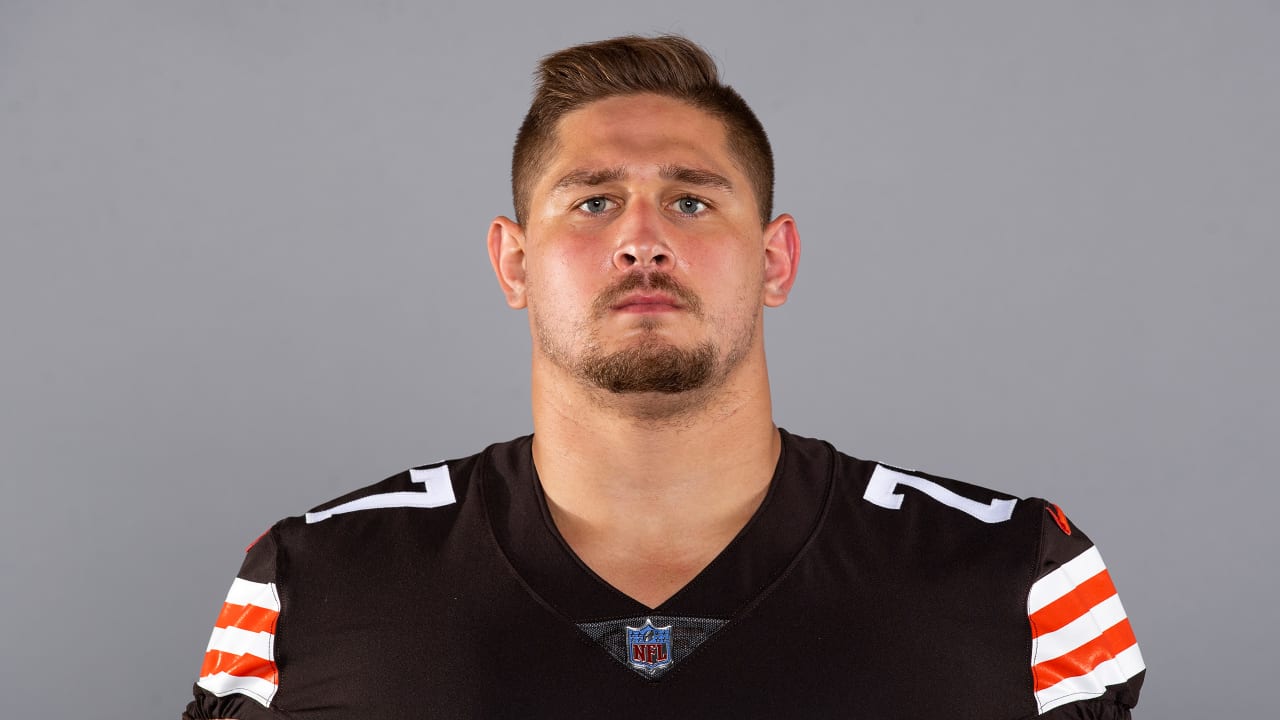 PLAYING LIKE AN ALL-PRO: Former Liberty star Wyatt Teller shining in the  NFL, News