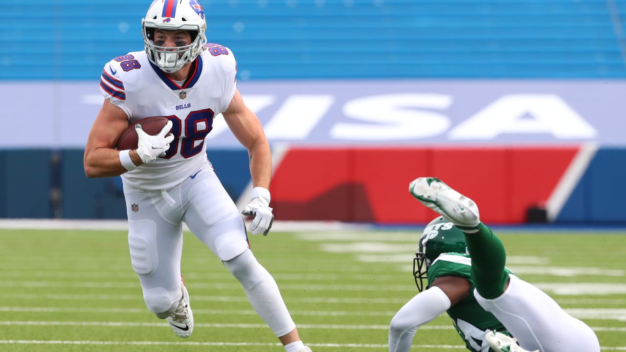 Bills' Dawson Knox tests positive for Covid-19; team makes multiple roster  moves 