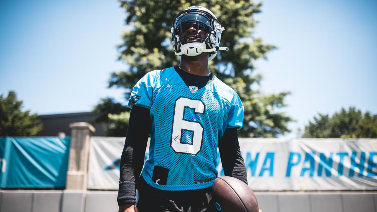 PJ Walker to stay Panthers' starting QB at Falcons on Sunday - ESPN