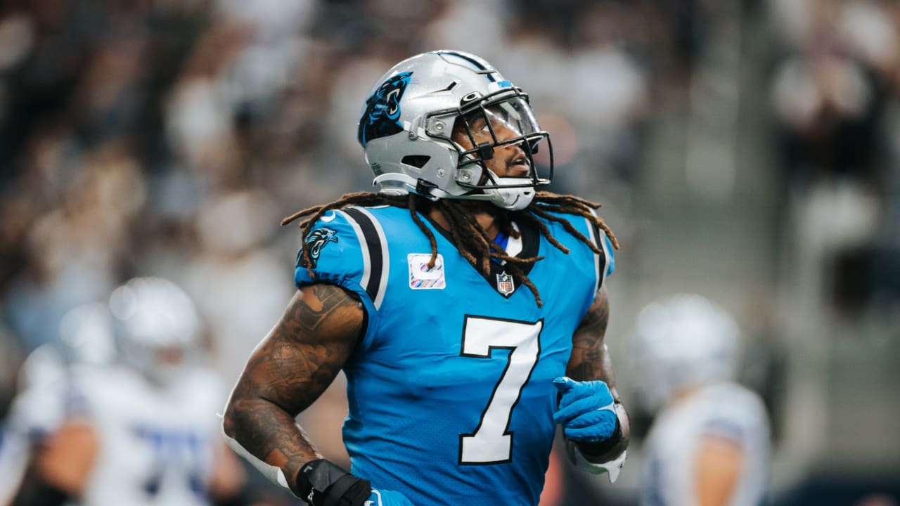 Carolina Panthers linebacker Shaq Thompson (7) on defense during