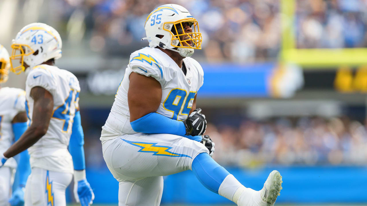 Chargers News: Bolts sign Jaret Patterson, Ty Shelby to practice squad -  Bolts From The Blue