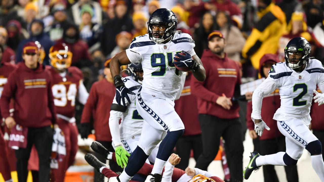 Rasheem Green's “Rare Play” A Bright Spot In Seahawks Loss At