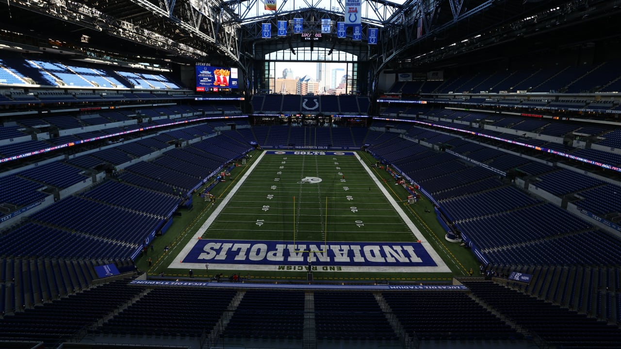 Colts vs. Chiefs at Lucas Oil Stadium