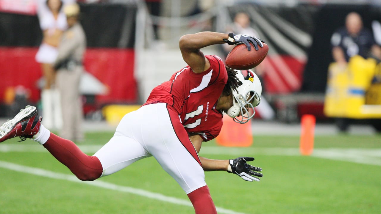 NFL - This is why they call him Larry Legend. Larry Fitzgerald, Arizona  Cardinals 📺: #MIAvsAZ -- Sunday 4:25pm ET on CBS 📱: NFL app // Yahoo  Sports app