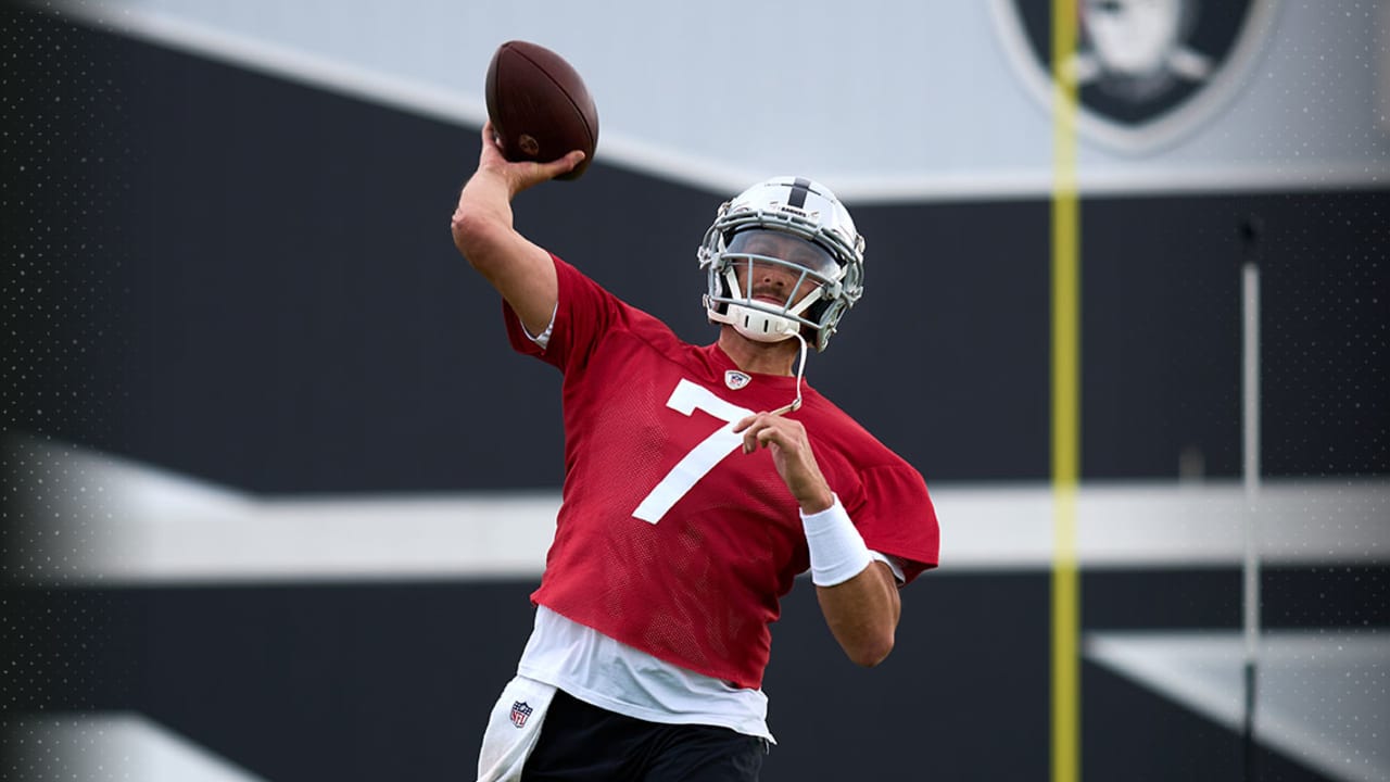 Bears' next opponent: Raiders beat Patriots 21-17 behind backup QB Brian  Hoyer - Chicago Sun-Times