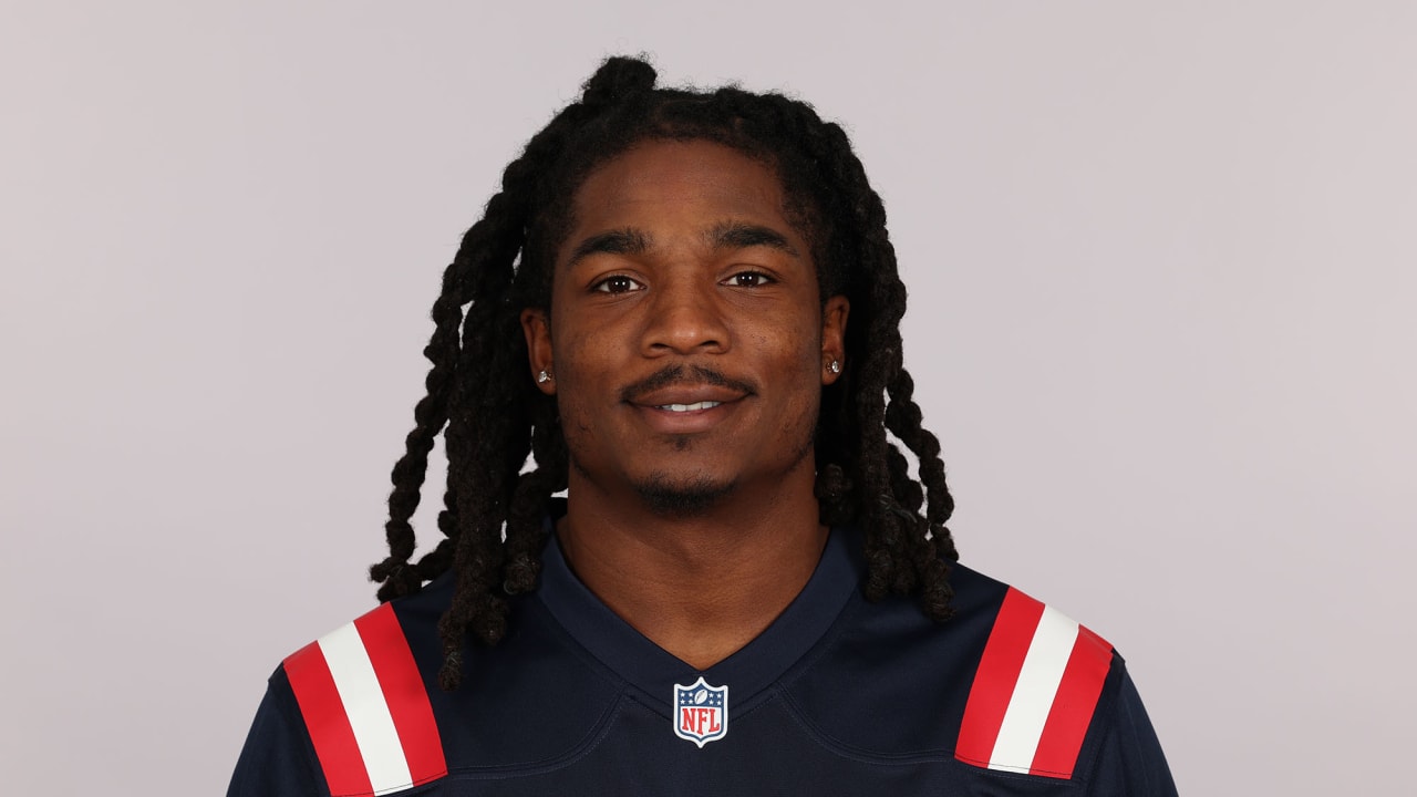 Black NFL Players Still Wear Their Hair in Locs Despite the