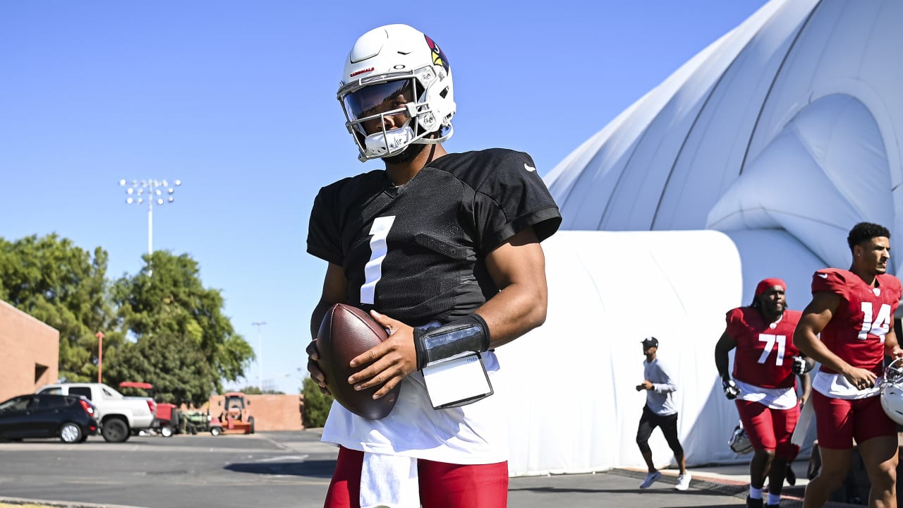 Game Status Update: Cardinals Quarterback Kyler Murray Doubtful for Ravens Matchup