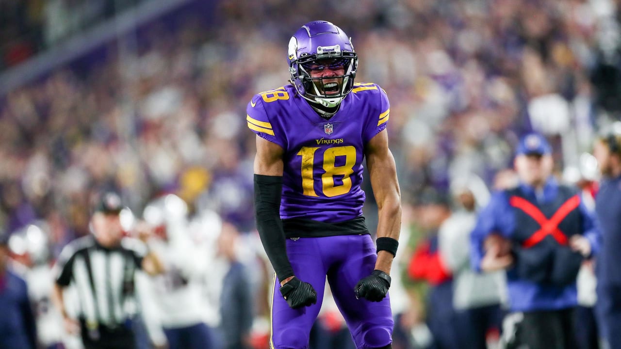 Adam Thielen spits out postgame turkey after Vikings' Thanksgiving win over  Patriots - Sports Illustrated Minnesota Vikings News, Analysis and More