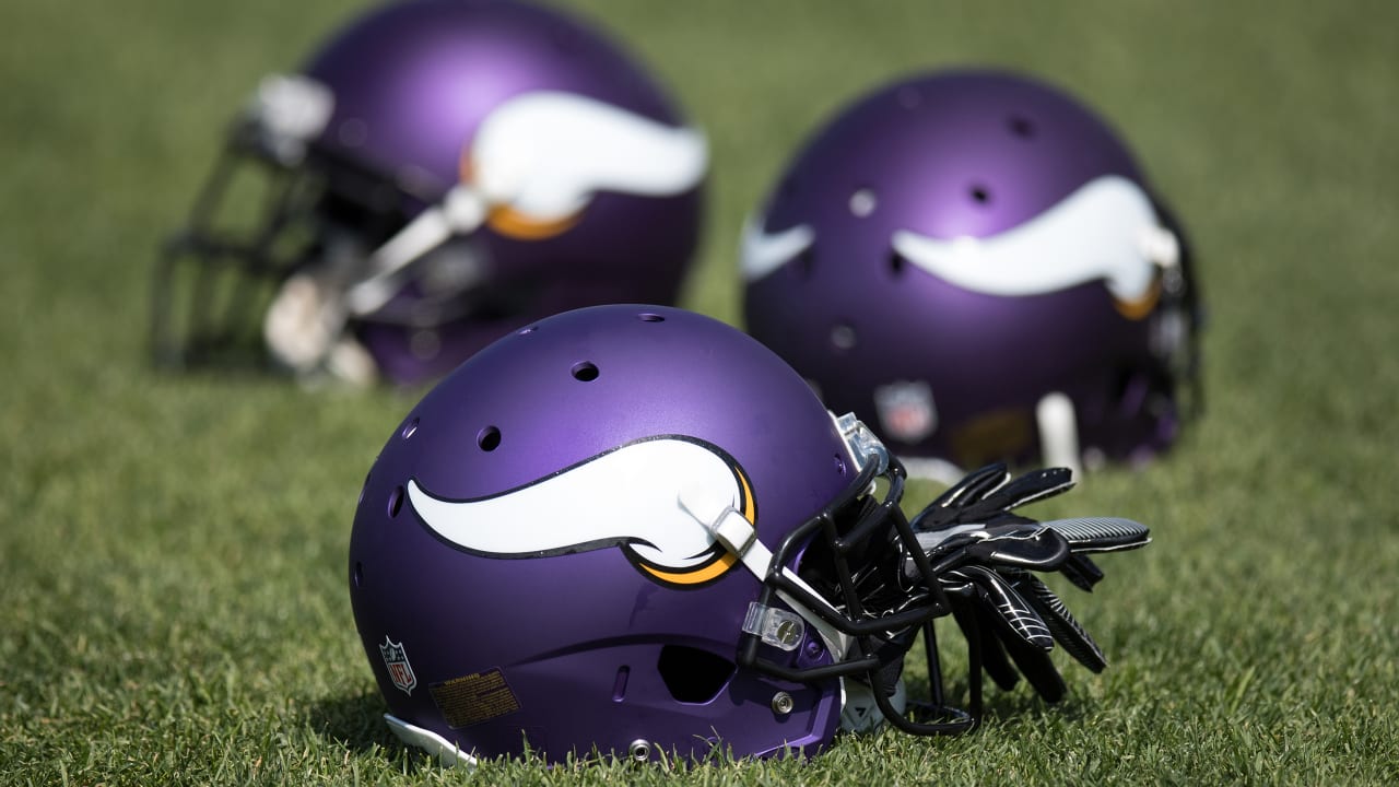 Minnesota Vikings 2021 roster news: practice squad prediction