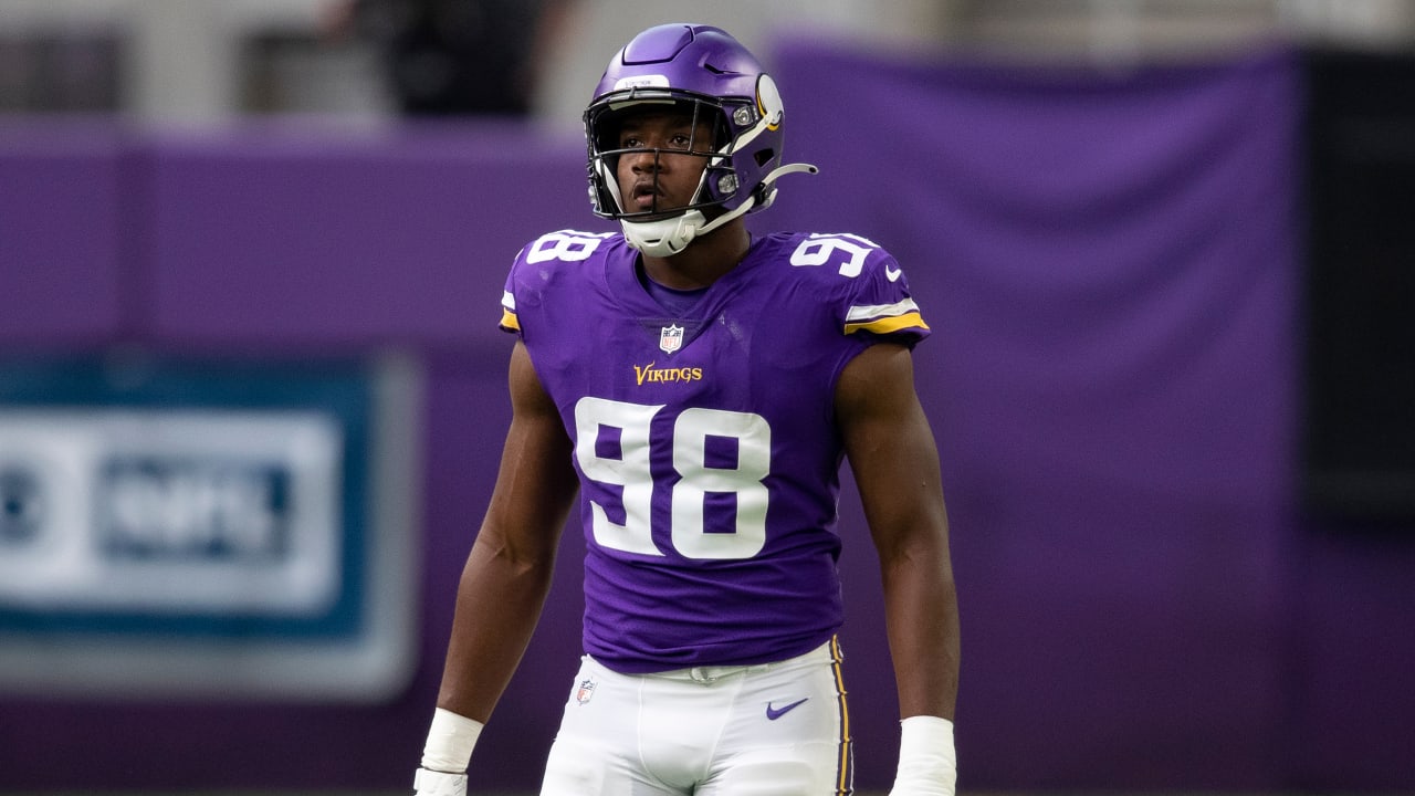 Vikings rule out TE Irv Smith, DE D.J. Wonnum for Sunday's game