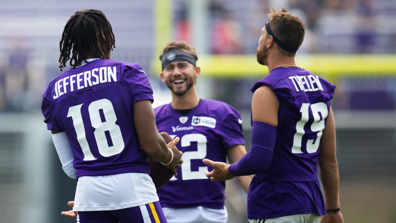 Vikings practice: Christian Darrisaw back, but Adam Thielen sits – Twin  Cities