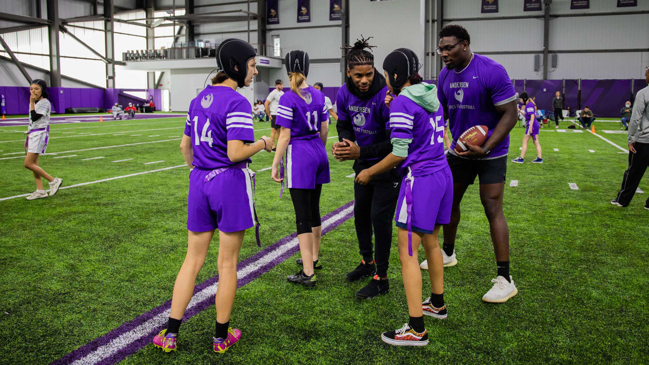 Chicago Bears team up with high school girls for annual Flag Football  Jamboree 