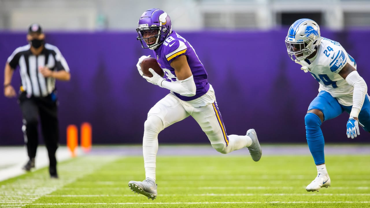 Justin Jefferson vs. Randy Moss: Comparing the Vikings' Sporting News NFL  Rookie of the Year winners