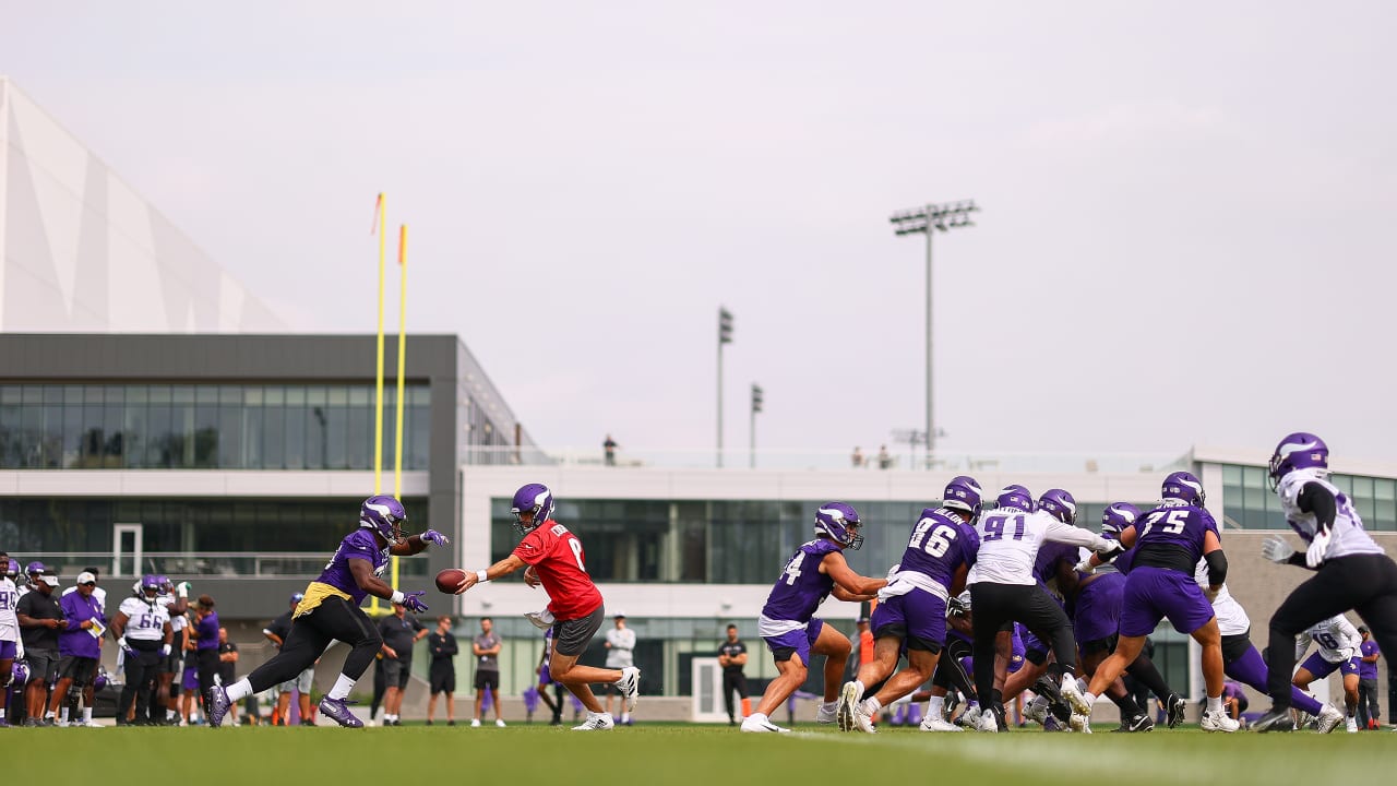 Kids Zone kicks off 2022 Minnesota Vikings Training Camp in Eagan, Dakota  County