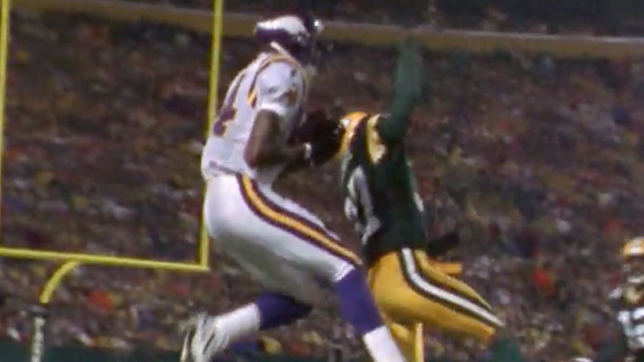 Randy Moss WENT OFF in his first game vs. the Packers, Randy Moss,  National Football League, Green Bay Packers, NBC