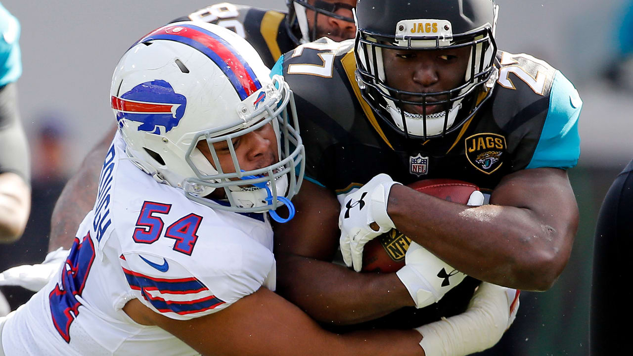 Buffalo Bills tight end Charles Clay (85) runs after a catch during the  first half of an NFL football game against the Miami Dolphins, Sunday, Dec.  17, 2017, in Orchard Park, N.Y.