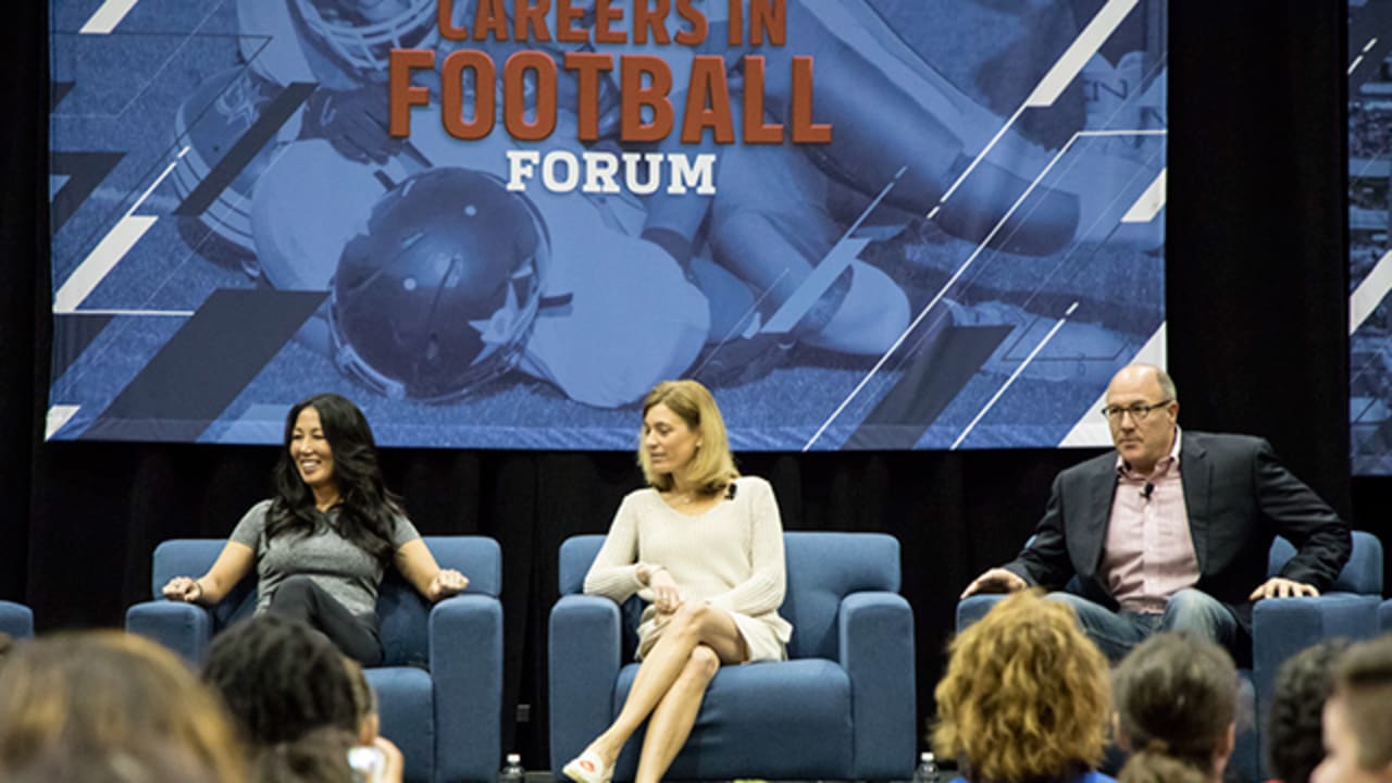 NFL Hosts Women's Careers in Football Forum, Hopes to Expand