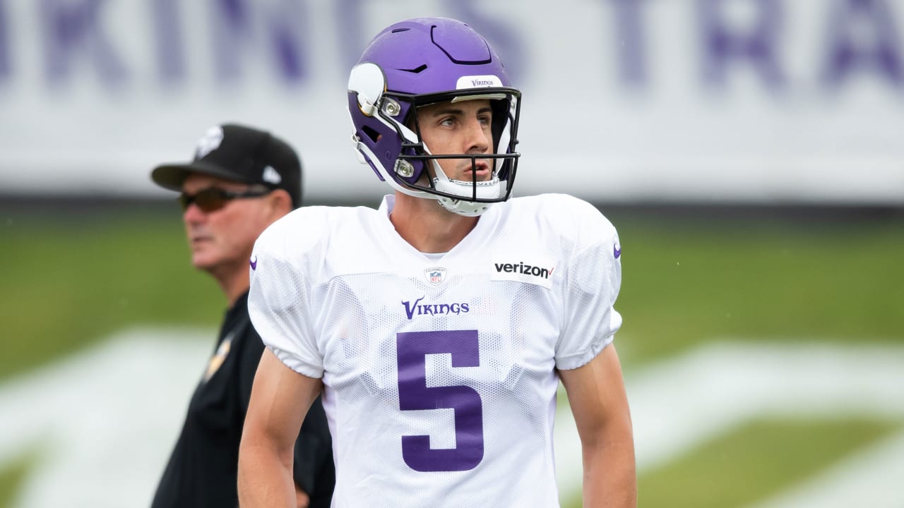 Laquon Treadwell Hauls in One-Handed Touchdown