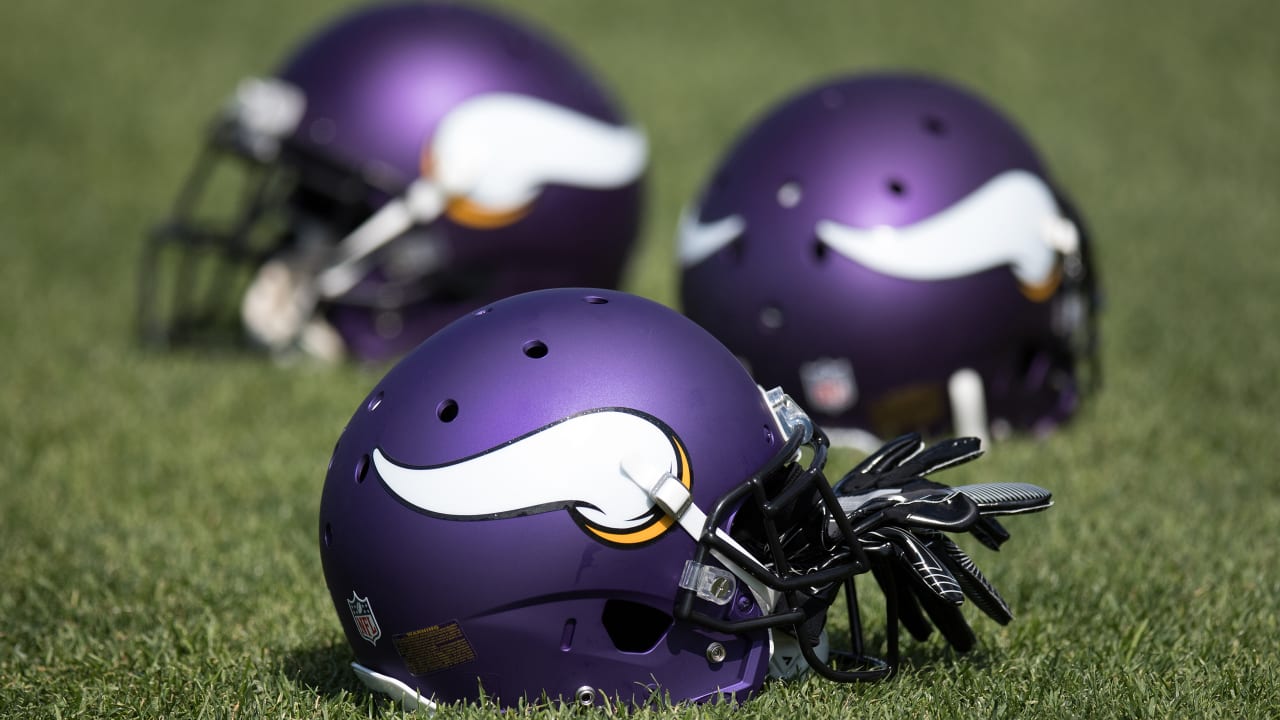 Everson Griffin on leave; Minnesota Vikings concerned about well-being