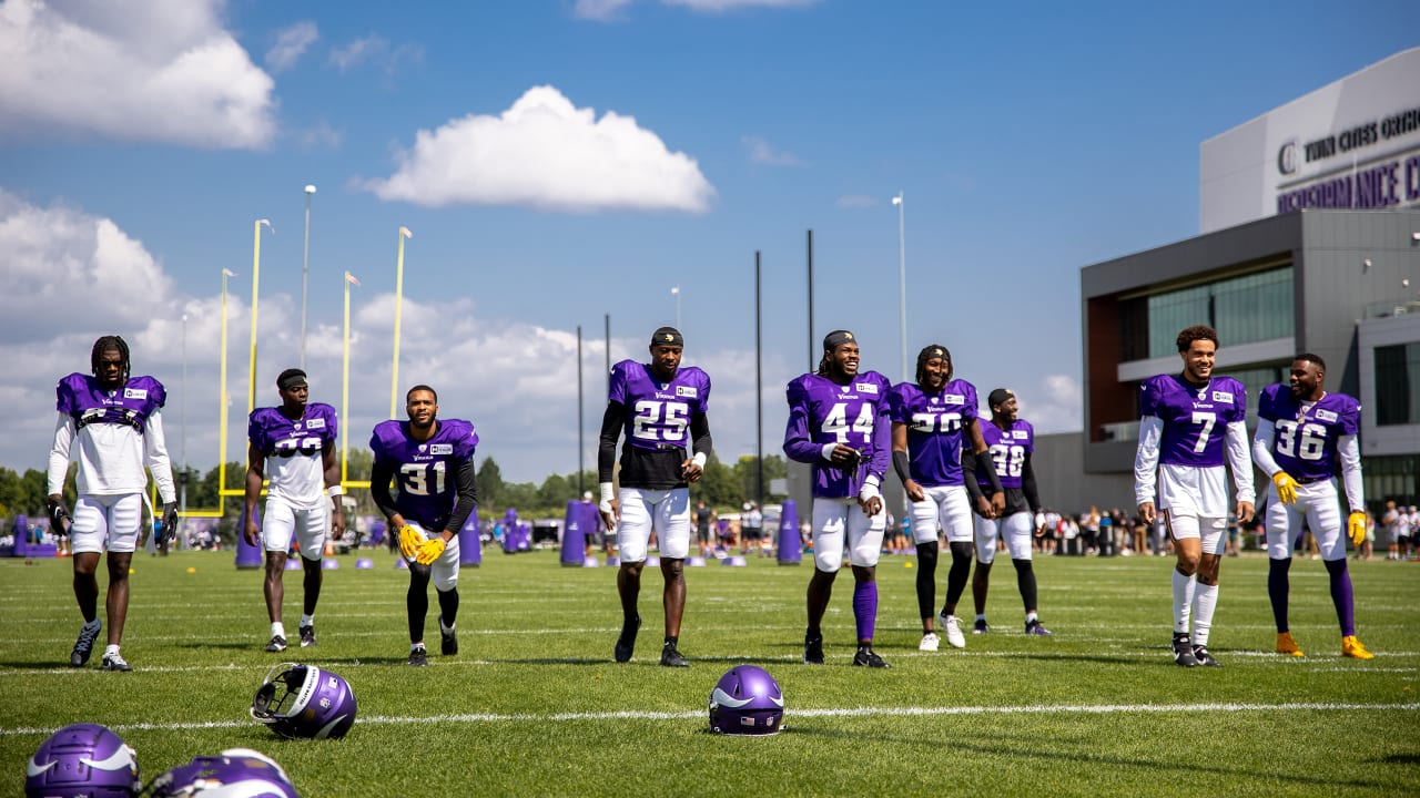 Vikings' 90-man roster by jersey number ahead of game vs. Titans