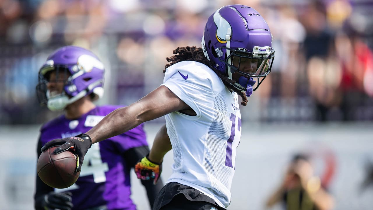 K.J. Osborn does the same thing everyday after practice. It's catching on  with the Vikings.