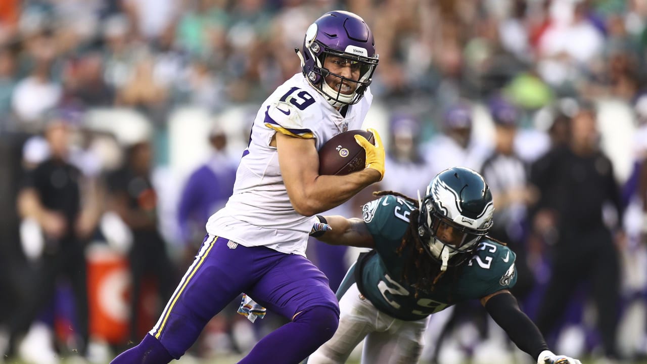 Locker room reaction following Vikings' 37-point loss at home vs. Dallas -   5 Eyewitness News