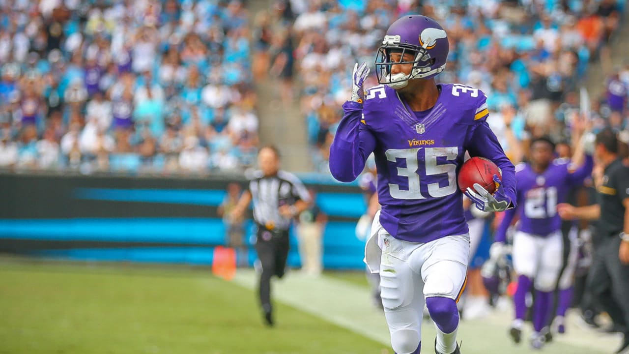 Sherels' Huge Punt Return Sets Up McKinnon's TD Run!