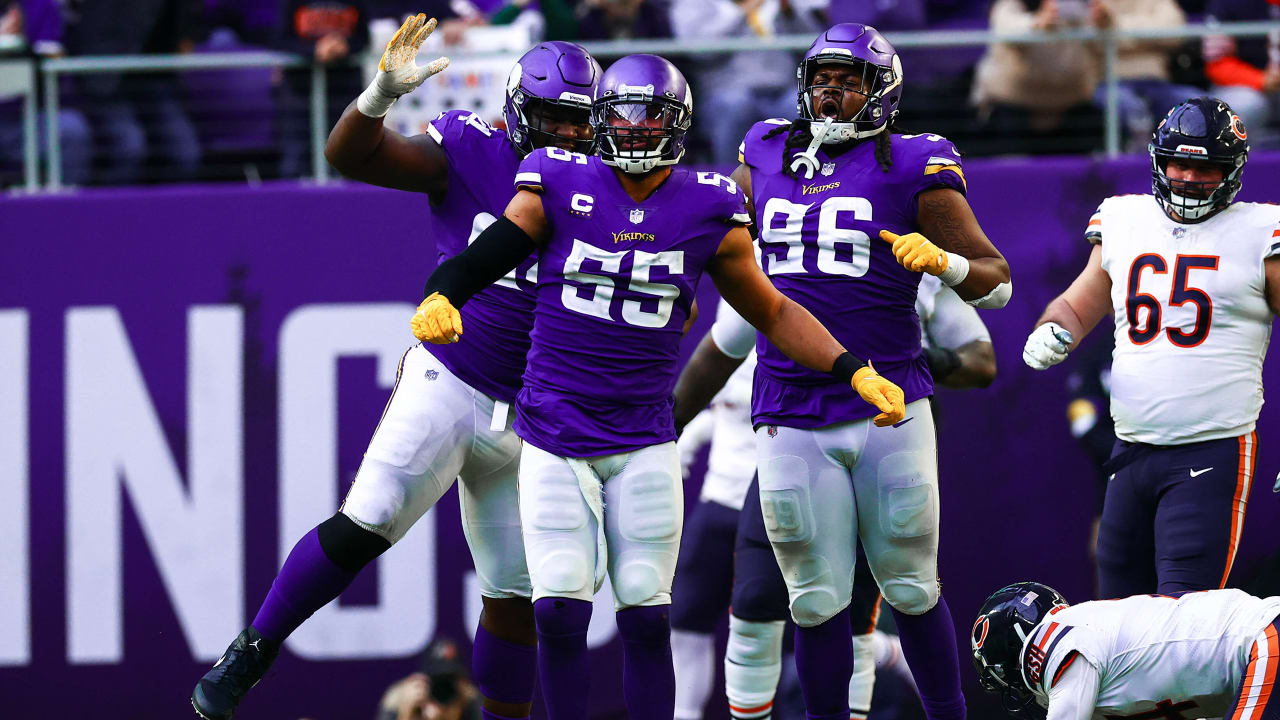 Vikings LB Anthony Barr returns to action for first time in more than a year