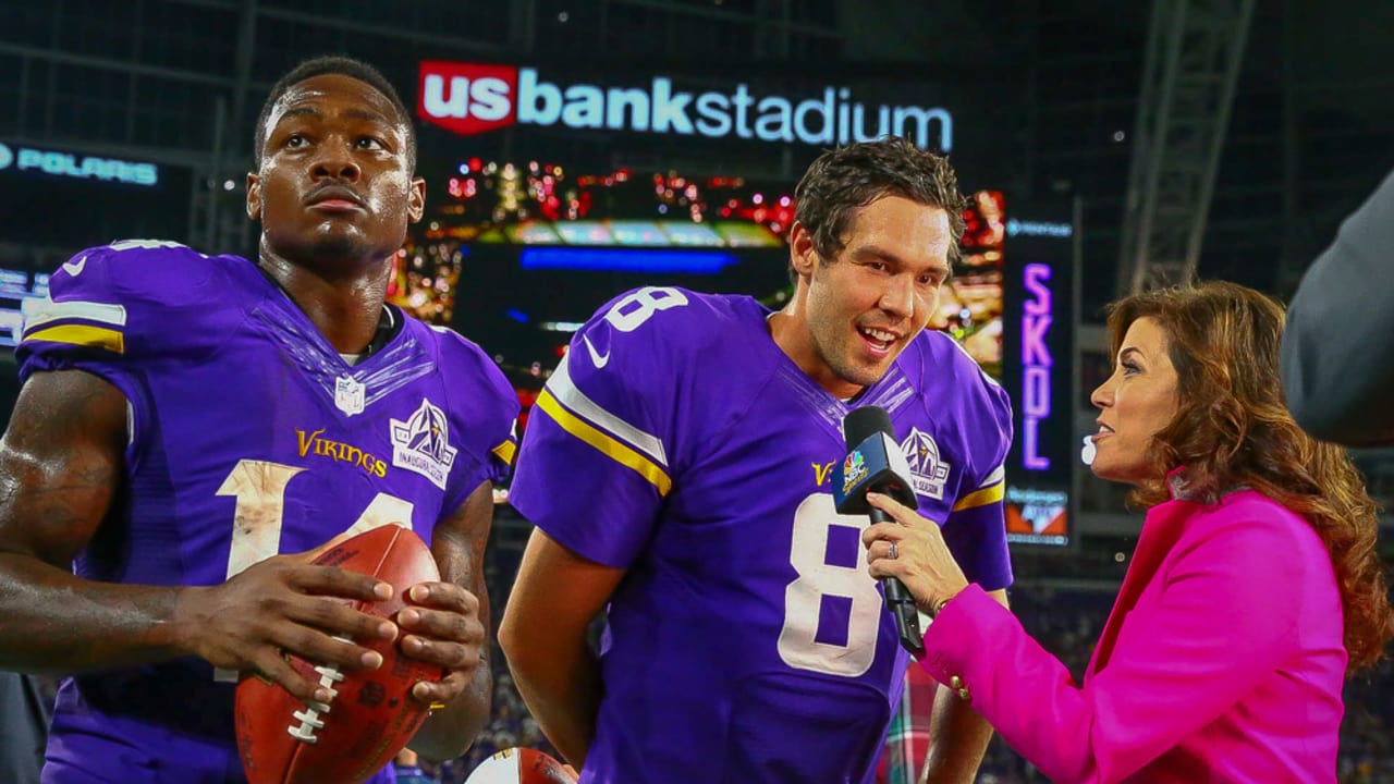 Sam Bradford returns to Vikings game after big hit