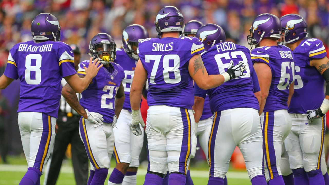 Vikings Offensive Line Aims To Build Continuity 3404