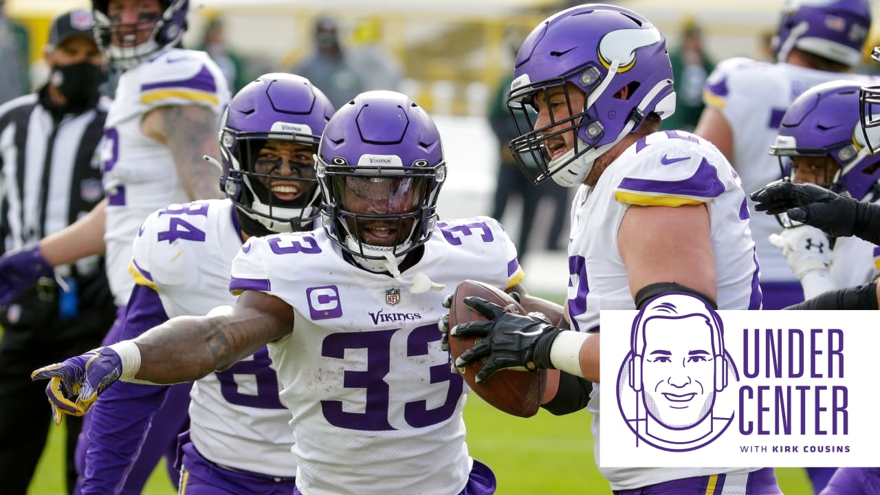 Alec Lewis on X: Here's the Minnesota Vikings' updated depth chart ahead  of Week 1 against the Green Bay Packers:  / X