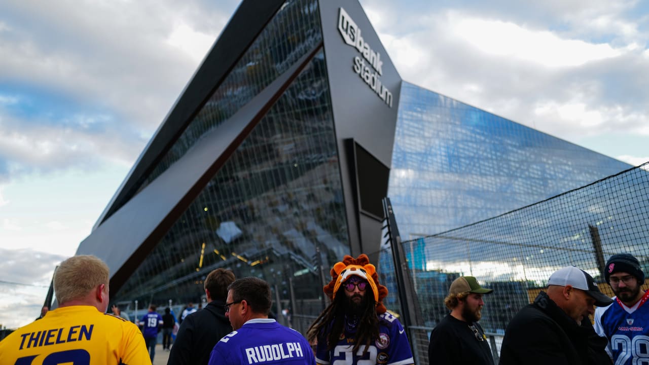 US Bank Stadium Interior Modifications - LS Black Constructors