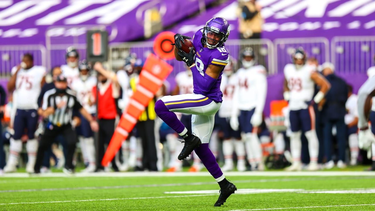 Jefferson passes Randy Moss, sets Vikings rookie receiving yardage  franchise record