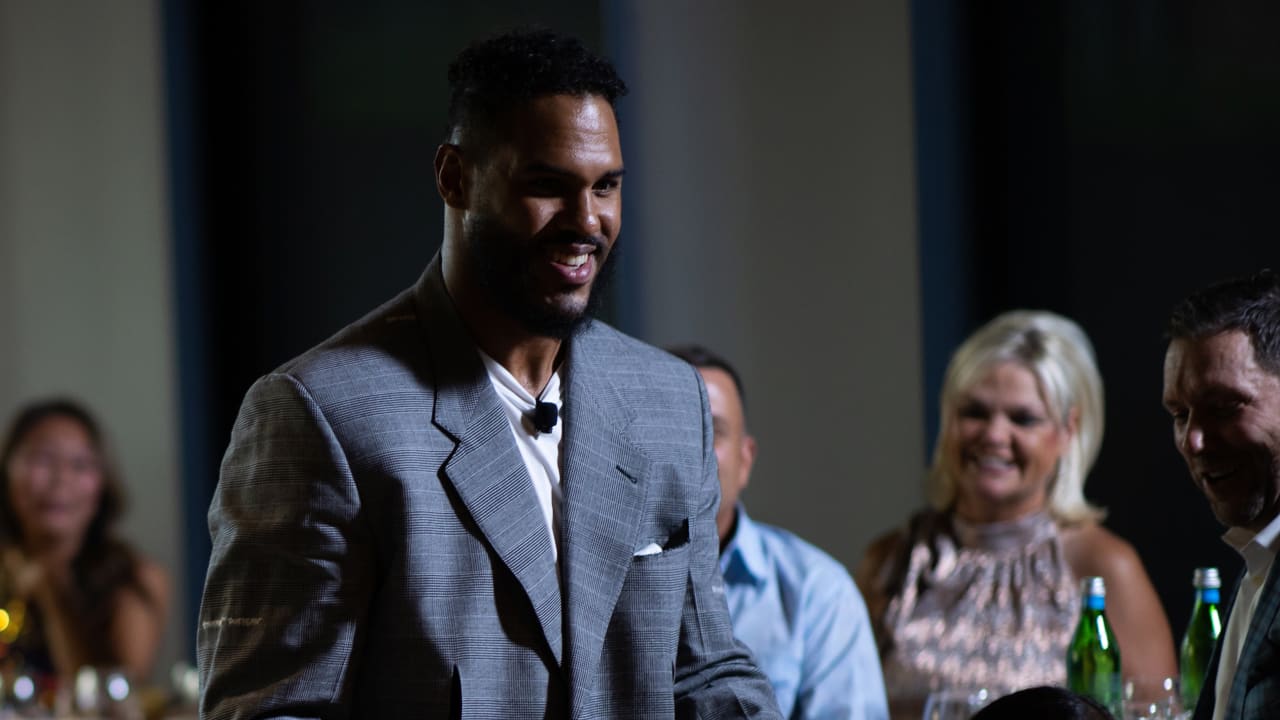 Anthony Barr Nominated 2021 NFL Walter Payton Man of the Year - Vimarsana News
