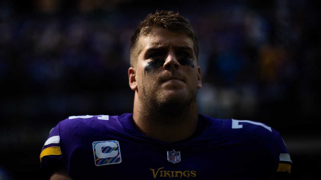 Vikings offensive line suddenly a major concern as injuries pile up