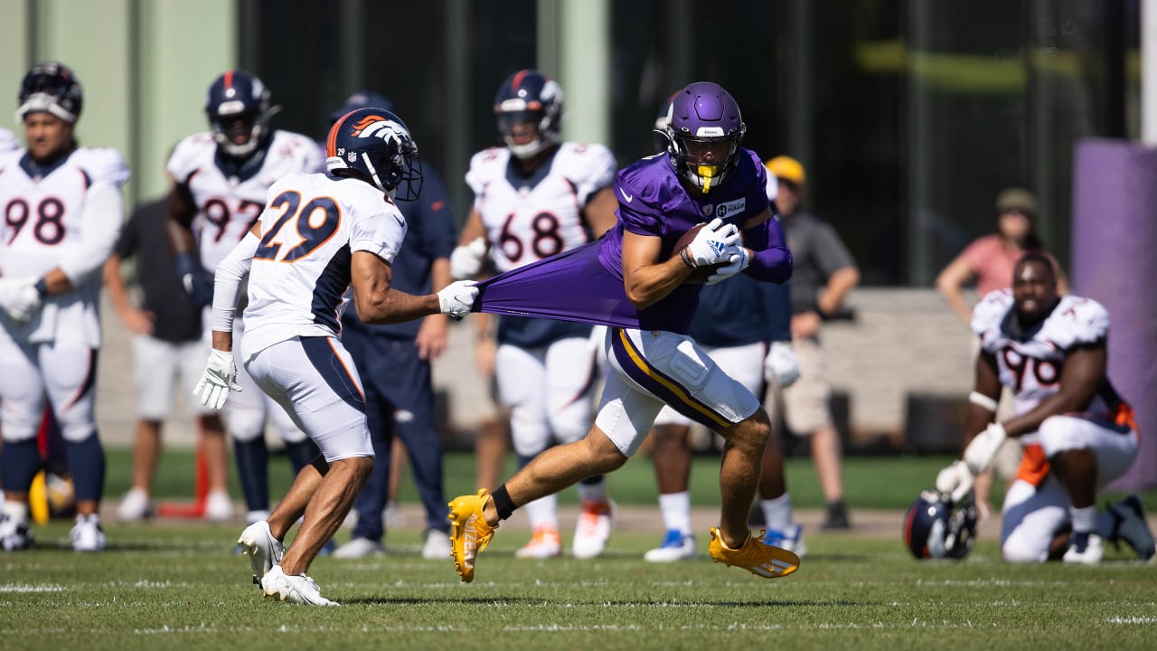 Vikings, Broncos hold joint practice